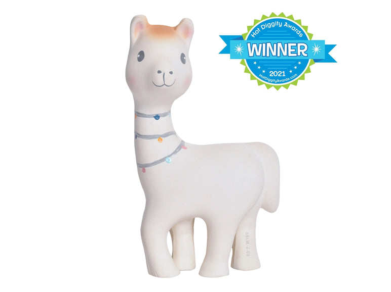 Lilith the Llama Receives Hot Diggity Award